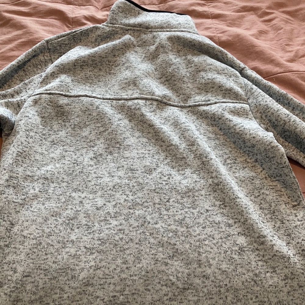 Free Nature Pull-Over - Picture 5 of 5